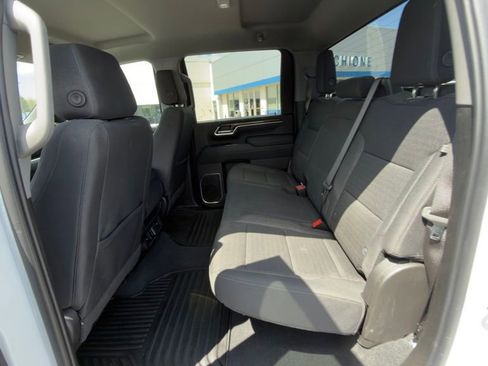 Used 2025 Chevrolet Silverado 2500 LT w/ Safety Package image 10