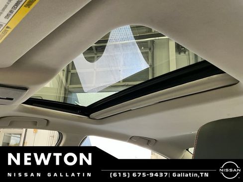 Used 2020 Nissan Altima 2.5 SR w/ Premium Package FWD image 7