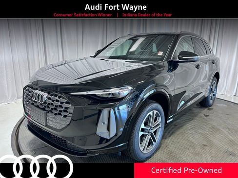 Used 2025 Audi Q5 2.0T Premium w/ Convenience Package image 1