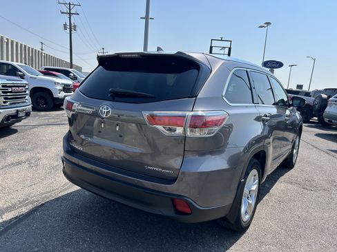Used 2016 Toyota Highlander Limited Platinum AWD/4WD image 5