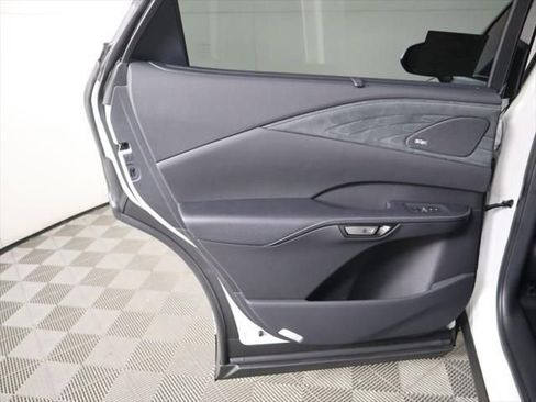 New 2026 Lexus RX 450h AWD image 27