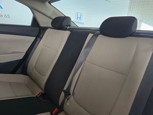 Used 2020 Hyundai Accent SE image 18