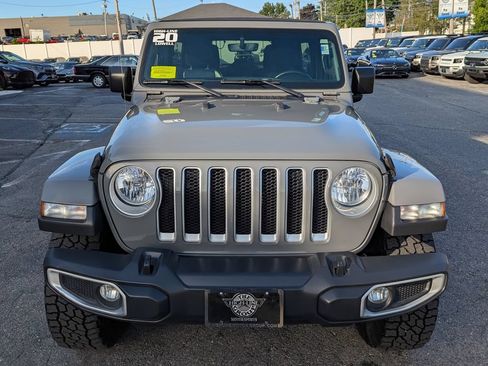 Used 2020 Jeep Wrangler Unlimited Sahara AWD/4WD image 3