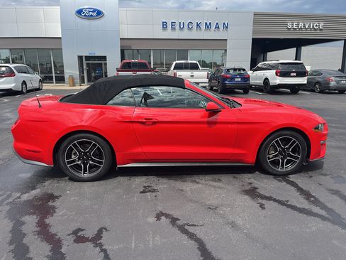 Used 2020 Ford Mustang Premium RWD image 7