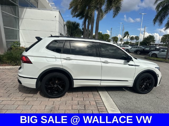 Certified 2024 Volkswagen Tiguan SE R-Line FWD image 5