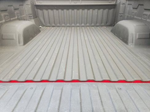 Used 2022 Chevrolet Silverado 1500 LT Trail Boss image 34