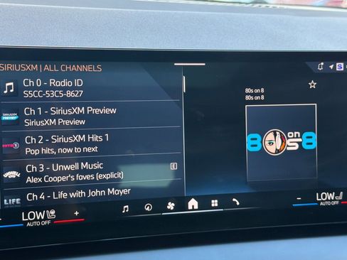 Used 2025 BMW X3 xDrive30i w/ Premium Package image 25