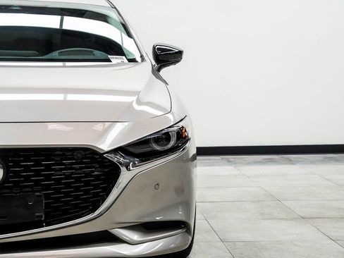 Used 2022 MAZDA MAZDA3 s image 4