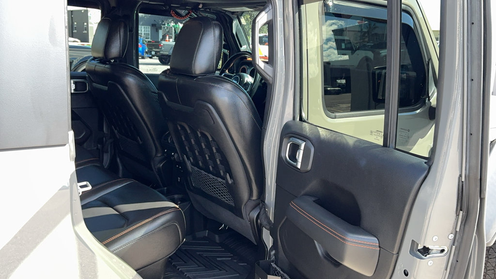 Used 2022 Jeep Gladiator Mojave w/ Trailer Tow Package AWD/4WD image 43