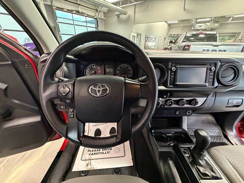 Used 2017 Toyota Tacoma SR w/ Tow Package AWD/4WD image 8