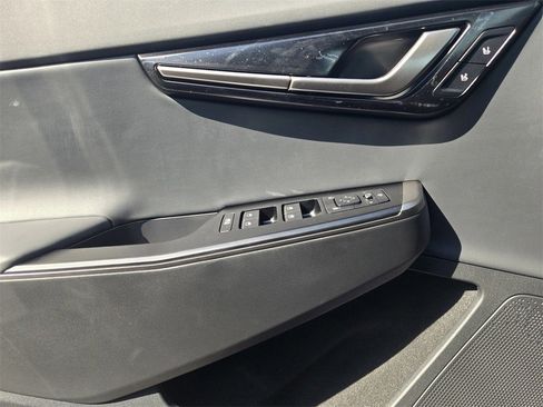 New 2025 Kia EV6 Wind image 16