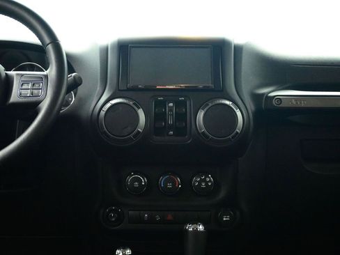 Used 2017 Jeep Wrangler Unlimited Sport w/ Quick Order Package 24S image 12