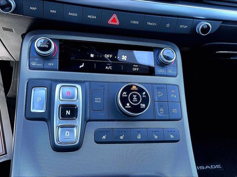 Used 2024 Hyundai Palisade Calligraphy AWD/4WD image 15