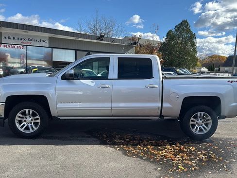Used 2018 Chevrolet Silverado 1500 LT w/ All Star Edition AWD/4WD image 4