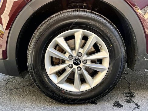 Used 2020 Kia Sorento LX AWD/4WD image 16