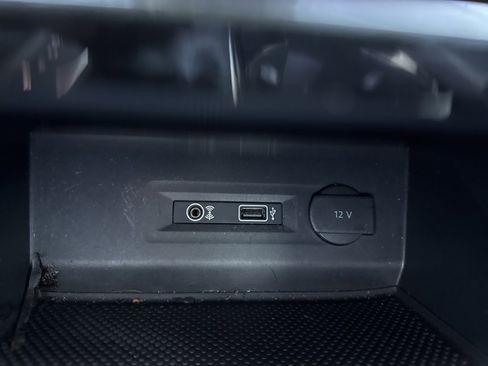 Used 2019 Volkswagen Atlas SEL R-Line image 27