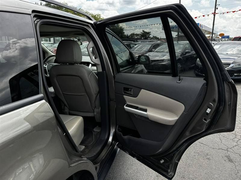 Used 2013 Ford Edge SEL FWD image 10