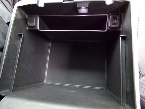 Used 2018 GMC Sierra 1500 SLT image 51