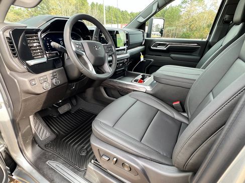 New 2026 Chevrolet Silverado 2500 LTZ w/ Trail Boss Package image 17