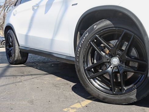 Used 2016 Mercedes-Benz GLE 450 GLE 450 AMG 4MATIC Sport Utili image 5