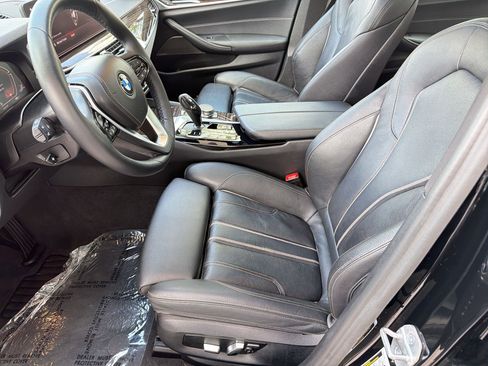 Used 2023 BMW 540i w/ Premium Package RWD image 5
