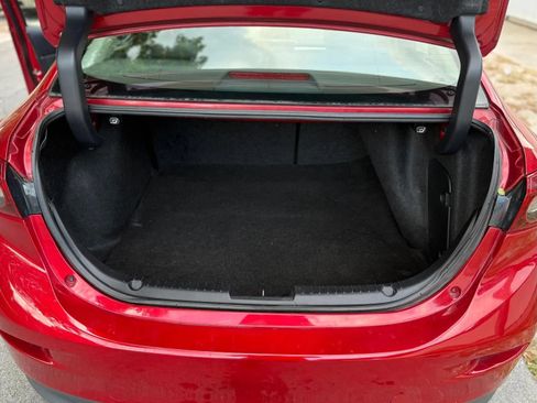 Used 2017 MAZDA MAZDA3 Sport FWD image 6