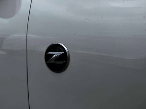 Used 2014 Nissan 370Z NISMO w/ Bose Package image 10