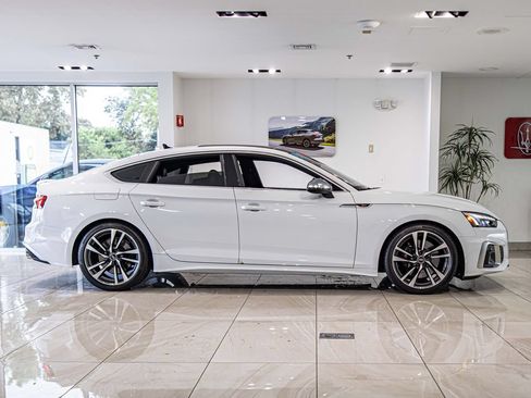 Used 2024 Audi S5 Premium Plus w/ Premium Plus Package AWD/4WD image 9