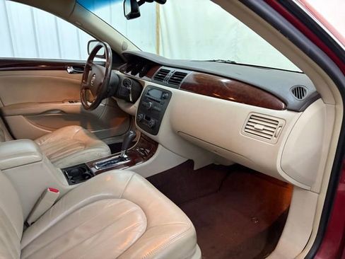 Used 2007 Buick Lucerne CXL image 18
