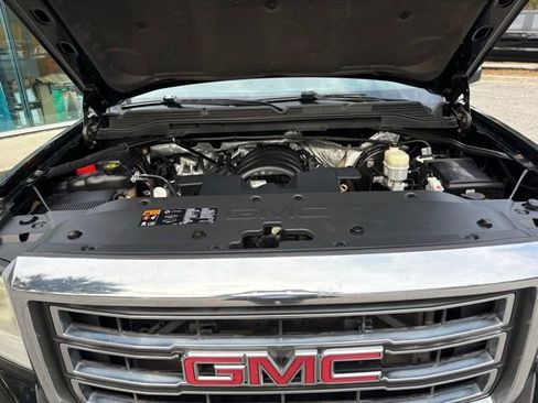 Used 2014 GMC Sierra 1500 SLT w/ Driver Alert Package image 39