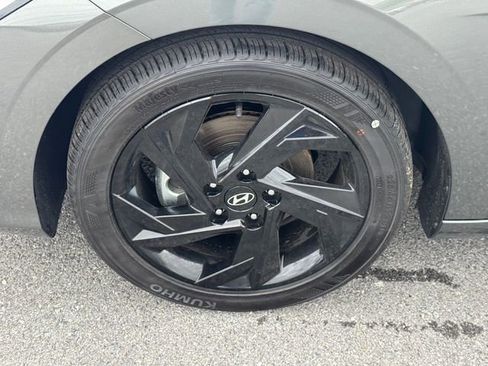 New 2026 Hyundai Elantra Sport FWD image 21