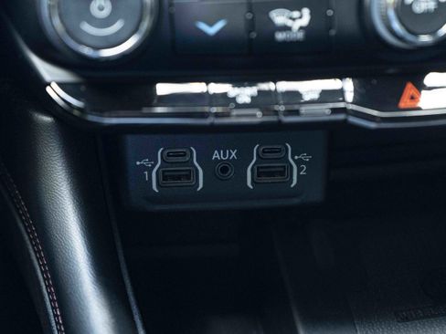 Used 2022 Dodge Durango R/T AWD/4WD image 31
