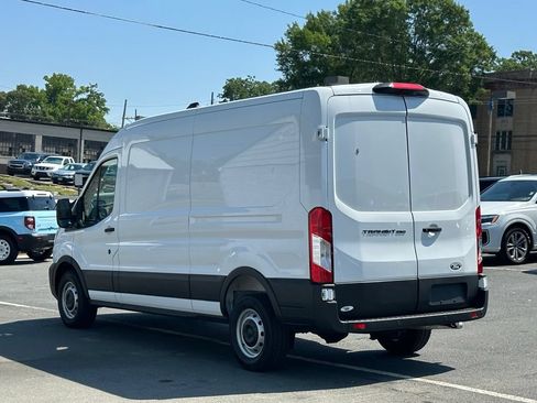 New 2026 Ford Transit 250 148 Medium Roof w/ Load Area Protection Package RWD image 6