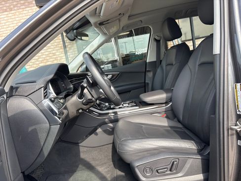 Used 2024 Audi Q7 2.0T Premium Plus image 3