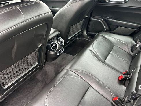 Used 2023 Alfa Romeo Giulia Sprint RWD image 12
