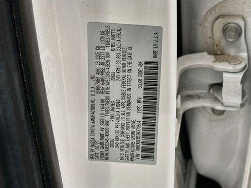 Used 2025 MAZDA CX-50 AWD 2.5 S w/ Premium Plus Pkg image 12