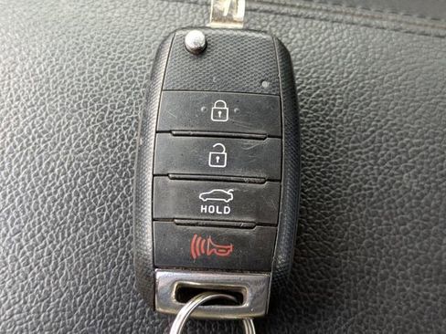 Used 2017 Kia Forte LX w/ LX Popular Package FWD image 25