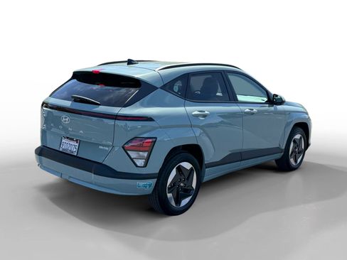 Certified 2025 Hyundai Kona SEL image 5