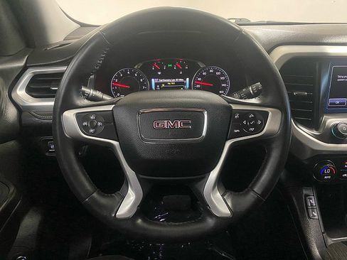 Used 2018 GMC Acadia SLT image 21