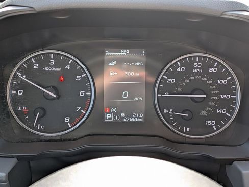 Used 2024 Subaru Crosstrek 2.0i Premium AWD/4WD image 11