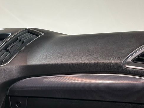 Used 2019 Ford Edge Titanium AWD/4WD image 53