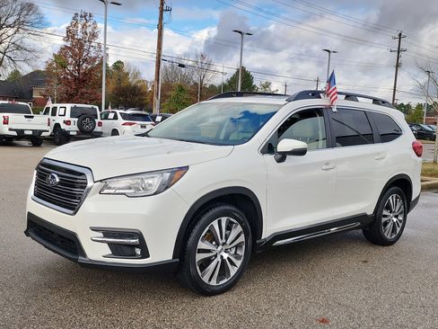 Used 2022 Subaru Ascent Limited w/ Technology Package image 7