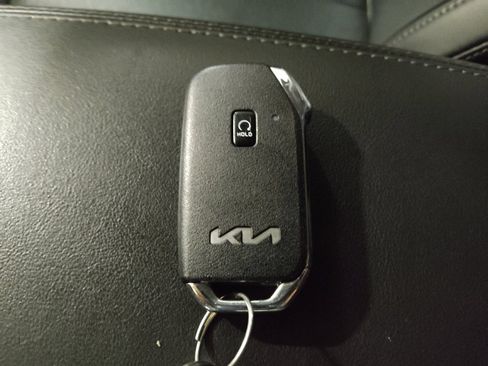 Used 2023 Kia Sorento S FWD image 32