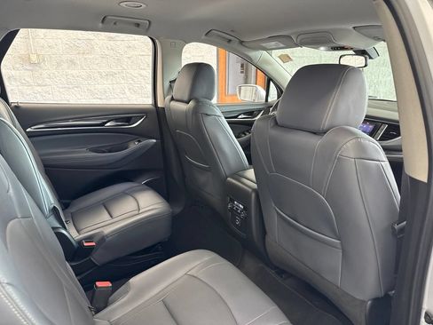 Used 2020 Buick Enclave Essence AWD/4WD image 46