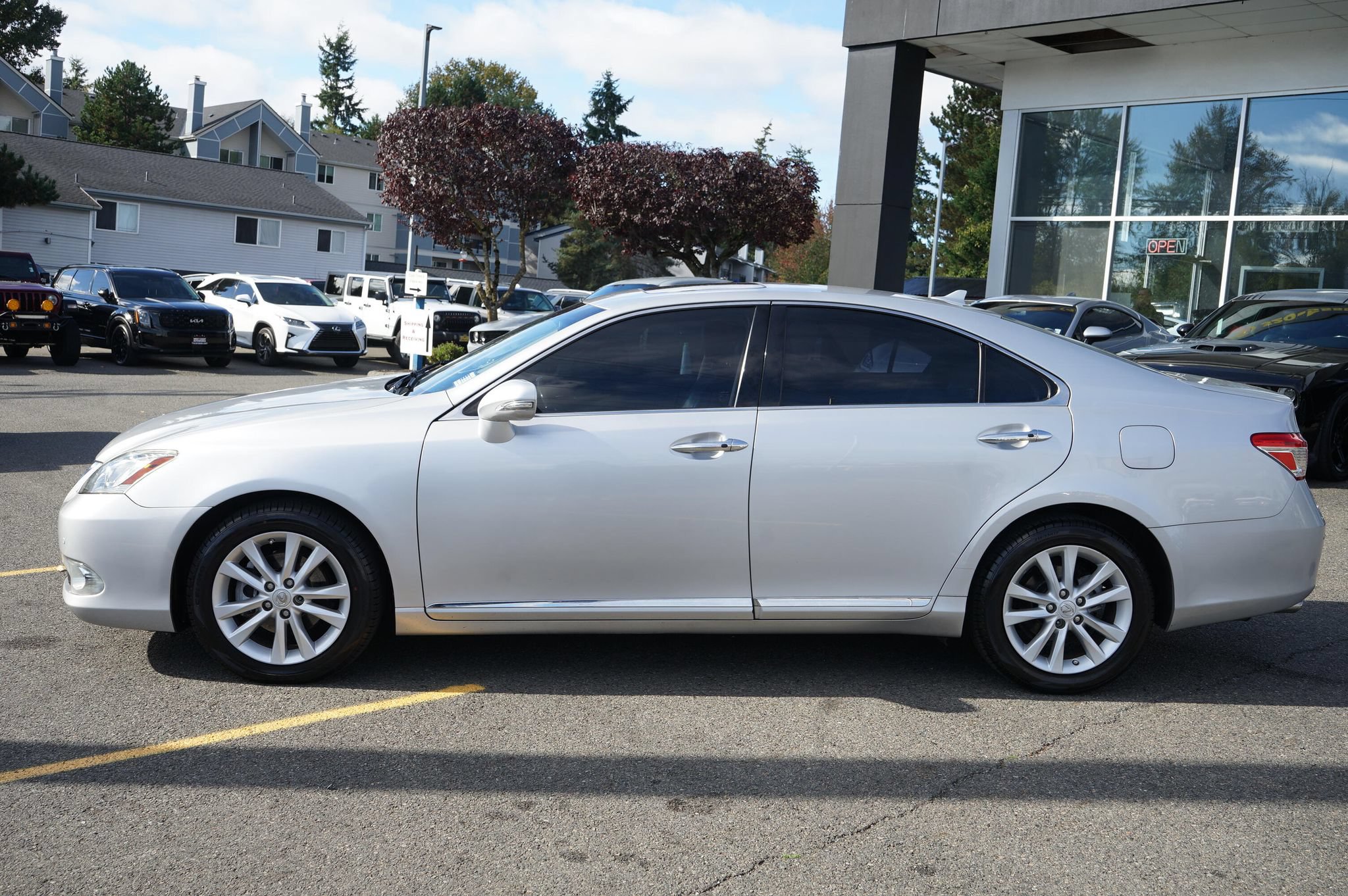 Used 2012 Lexus ES 350 FWD image 3