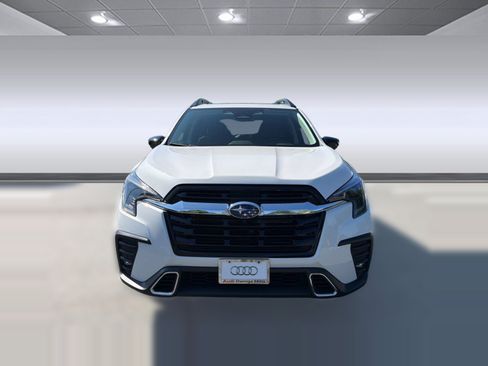 Used 2025 Subaru Ascent Touring AWD/4WD image 6