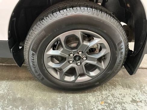 Used 2022 Ford Maverick XLT w/ Equipment Group 300A Standard AWD/4WD image 13