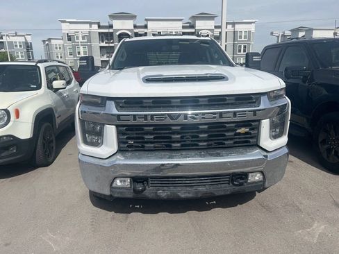 Used 2022 Chevrolet Silverado 3500 LT w/ Convenience Package AWD/4WD image 9