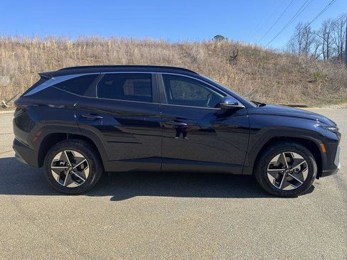 New 2025 Hyundai Tucson SEL image 6