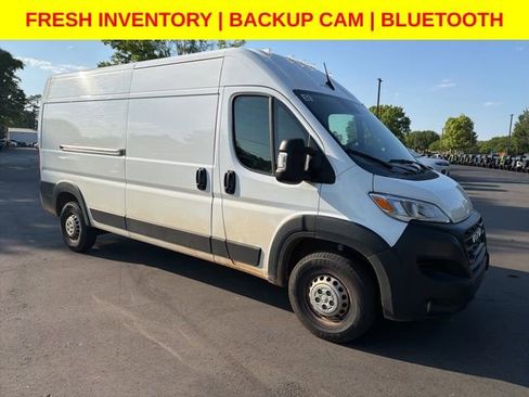 Used 2025 RAM ProMaster 2500 w/ Convenience Group FWD image 1